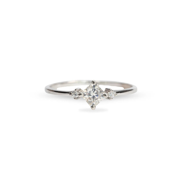 ANA - Anillo de Diamantes de laboratorio Oro 14K