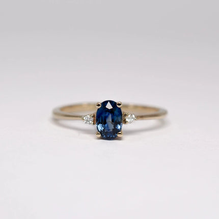 LUCÍA - Anillo de Zafiro y Diamantes Oro 14K