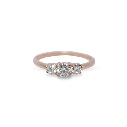 PRISCILA - Anillo tres piedras Moissanitas Oro 14K