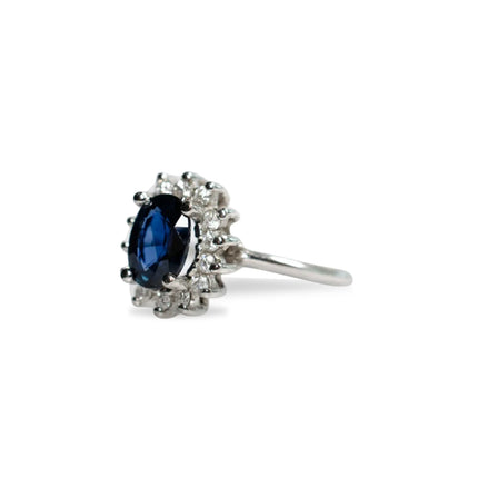 DIANA - Anillo de Zafiro con halo de Diamantes Oro 14K