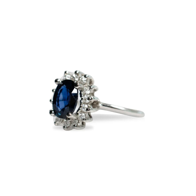 DIANA - Anillo de Zafiro con halo de Diamantes Oro 14K